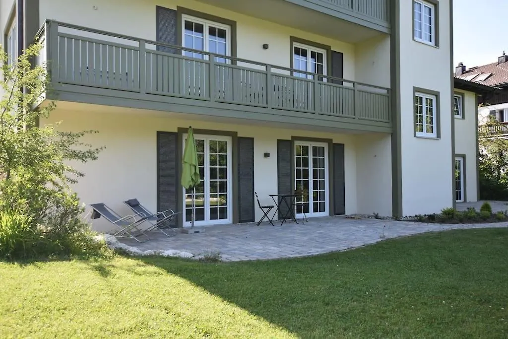 Schickes Apartment In Landhausvilla Am Chiemsee Rimsting Německo